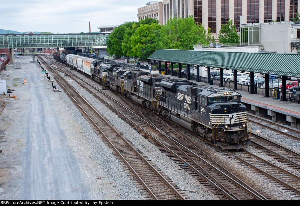 V70 passes the Amtrak station as it returns to Roanoke